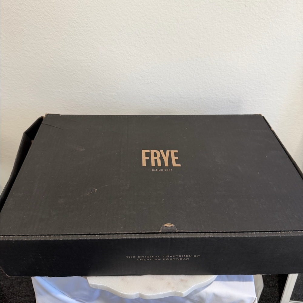 Frye Women's Banana Montana Leather Boots NIB size 9M. - Picture 12 of 12